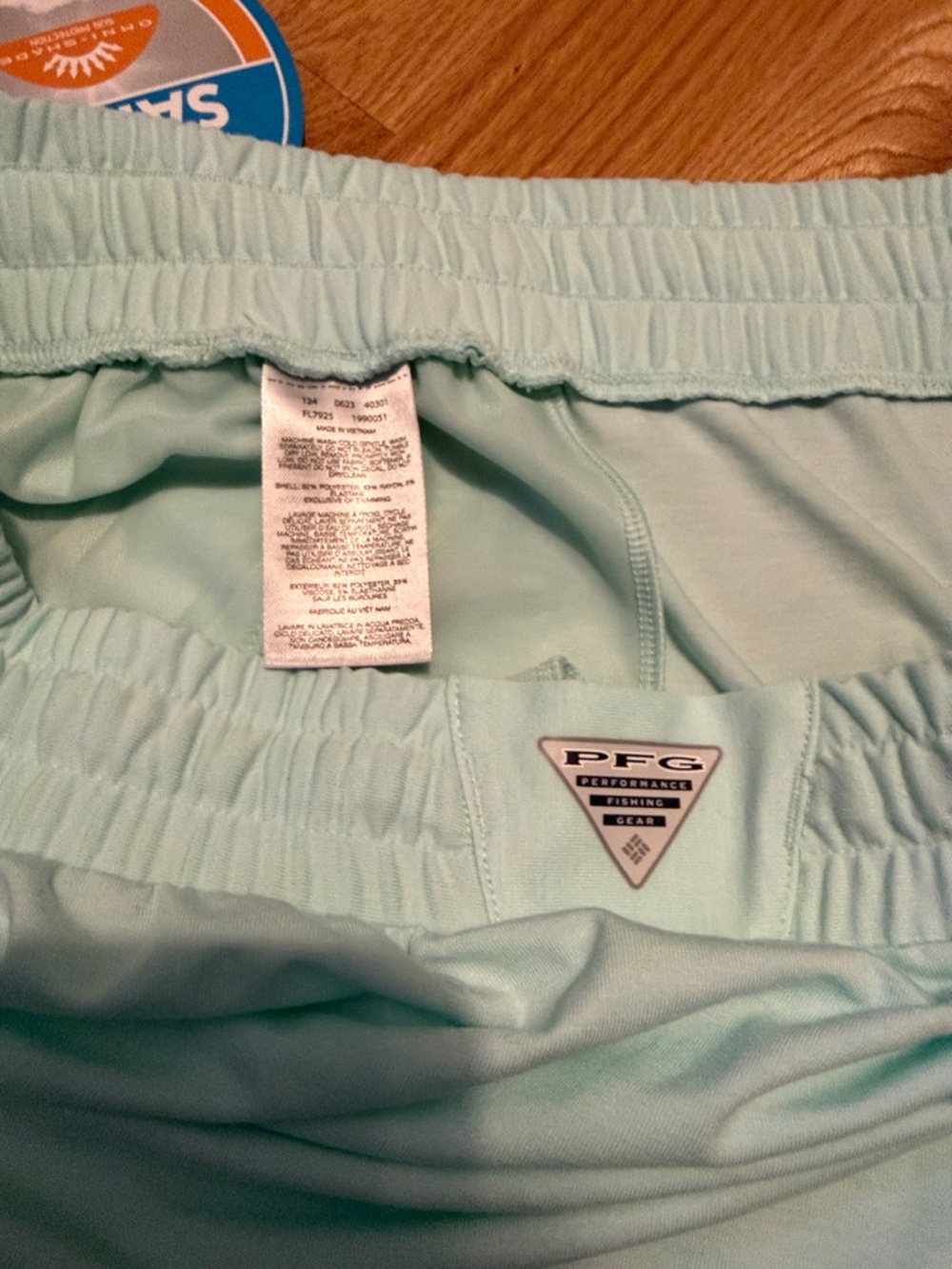 Columbia PFG UPF 50 Light Blue Skirt Omni-Wick - Picture 5 of 6